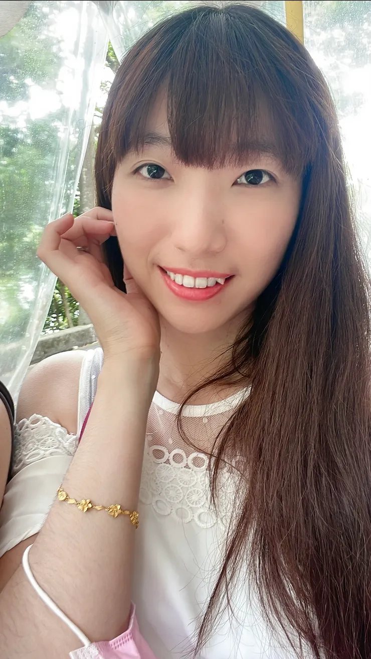 大昌證券股份有限公司桃園分

公司

營業員:蔡若昀

公司電話：03-3263689分機

866

手機：0917789752

Line ID : ggoodd99

公司地址：桃園市經國路 128

號2樓108年金管證分字第

0101號

委任期貨商：大昌期貨股份有限公司