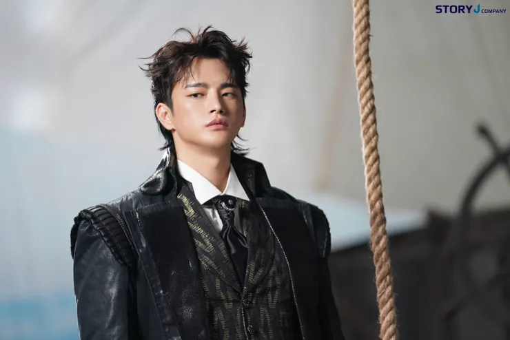 超級喜歡的定裝照和狼尾頭，帥死帥死帥死