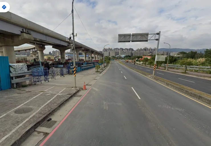 三鶯線龍埔機廠(圖/google街景)