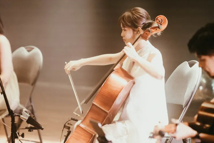 Cicada大提琴手 楊庭禎（桃子）