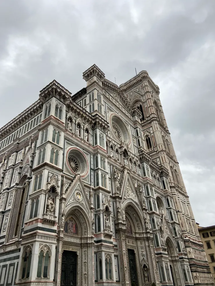 聖母百花教堂外觀