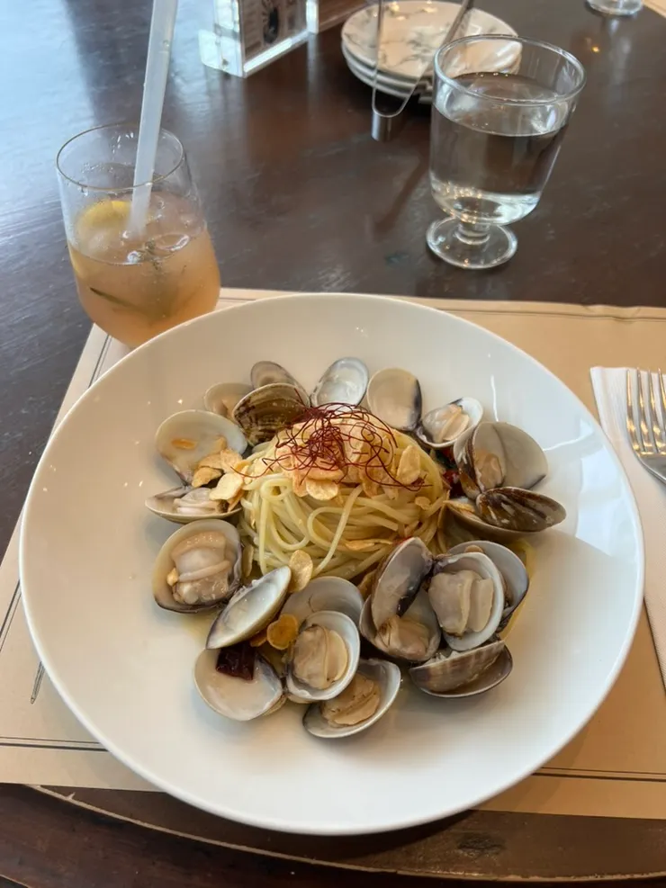 以柔點蛤蜊義大利麵