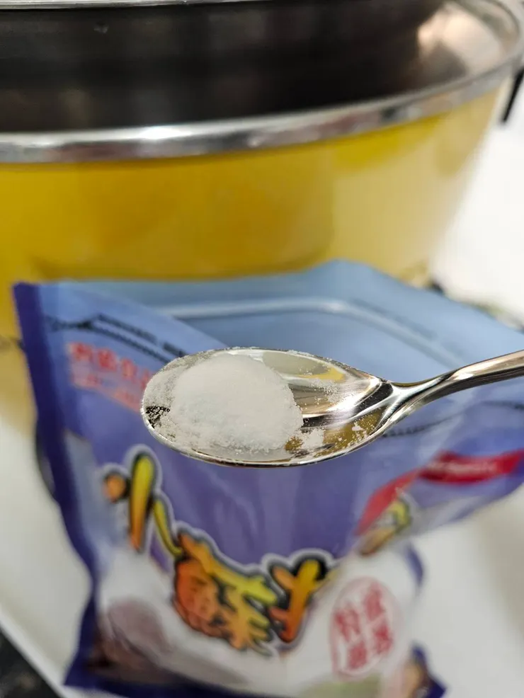 小蘇打粉只要一點點