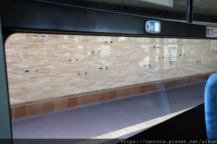 <東京景點> 龜有站外的烏龍派出所大尋寶 & 哆啦A夢博物館