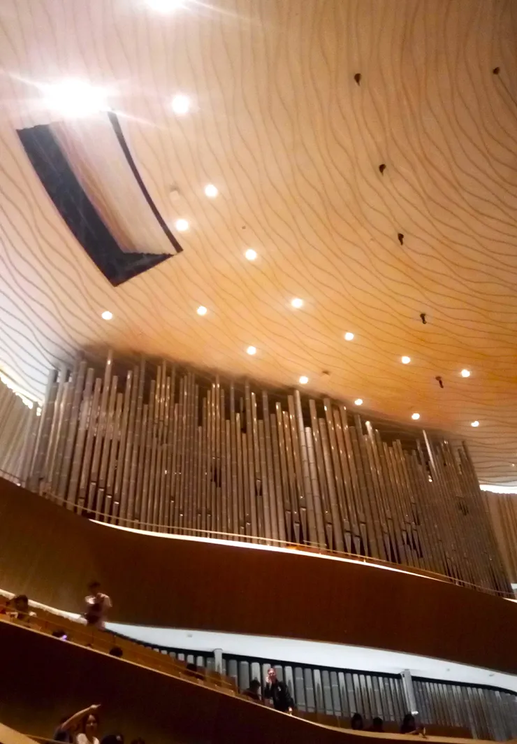 高雄衛武營的管風琴