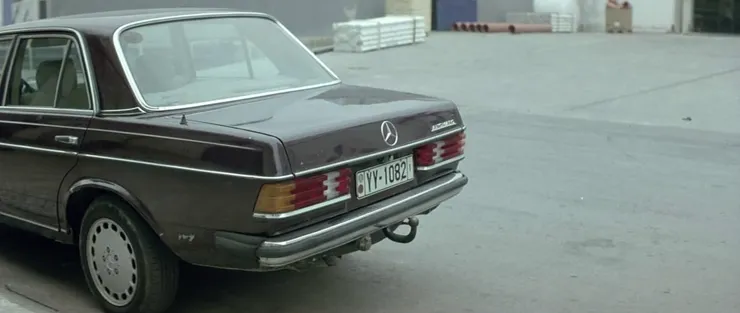 影片最後一幕，開放式結局。《DOGTOOH》劇照，來源：IMDb