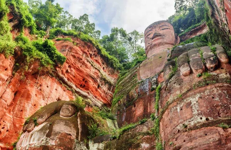 峨眉山風景區 ©Efired/Shutterstock.com