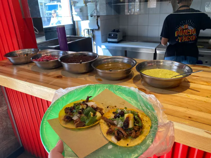 比手畫腳只點到這樣😂不是很便宜內⋯