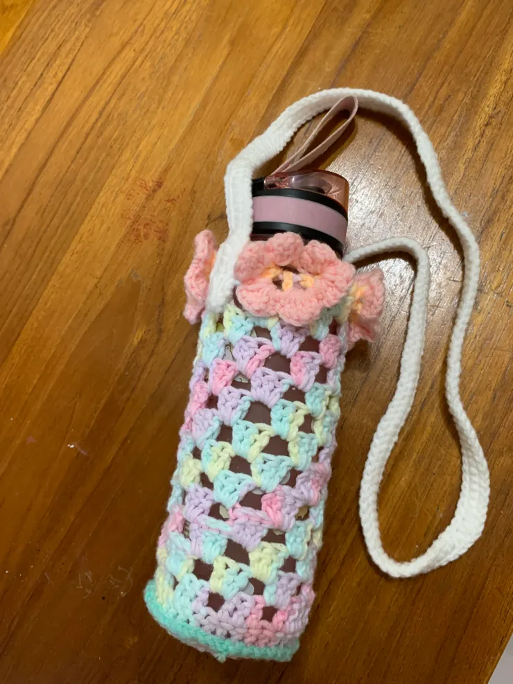 把水壺裝進去的樣子