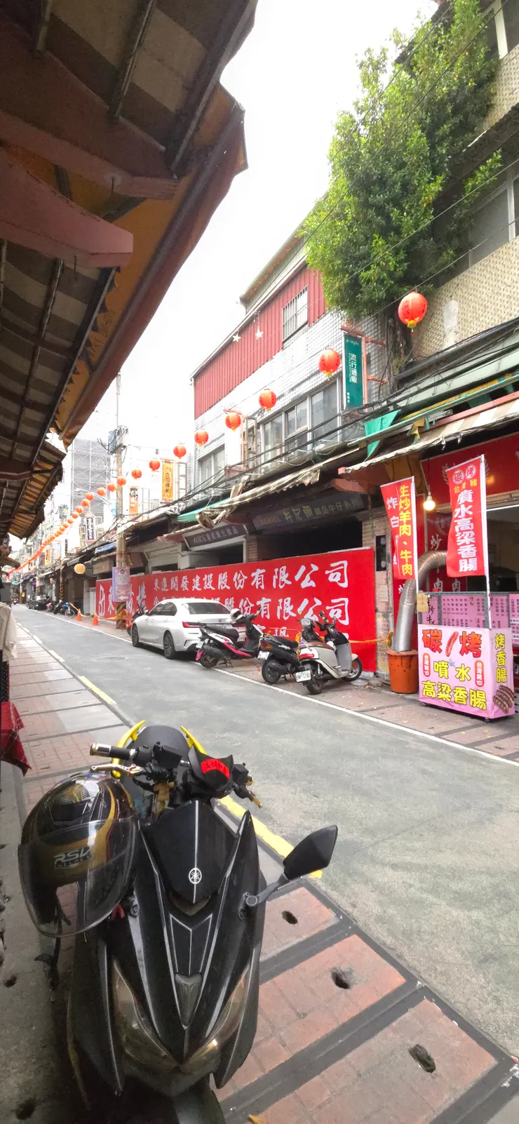 新莊廟街改建連連，而且還6棟相連 老街味道盡失@