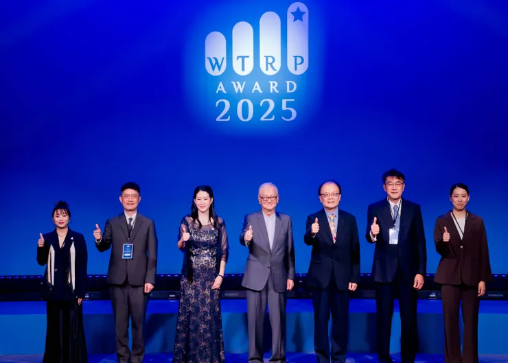 第二屆「王楊嬌體育賽事創紀錄獎」頒獎典禮邀請到教育部終身教育司梁學政司長、方莞靈、黃渼茜,以及奧運中華代表隊醫療團隊林瀛洲醫師及蔡偉奇醫師為選手們獻上祝福。