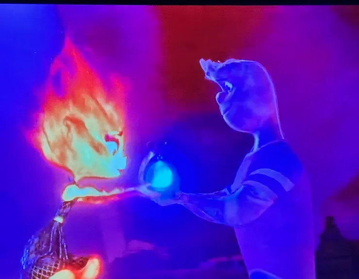 藍色火焰 🔥是香火的傳承 提醒我們 要記得源頭，不能忘本