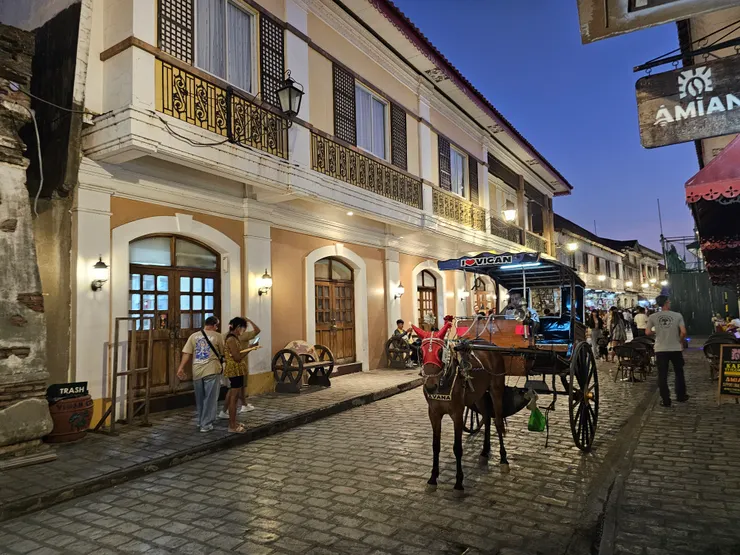 傍晚的古城風采