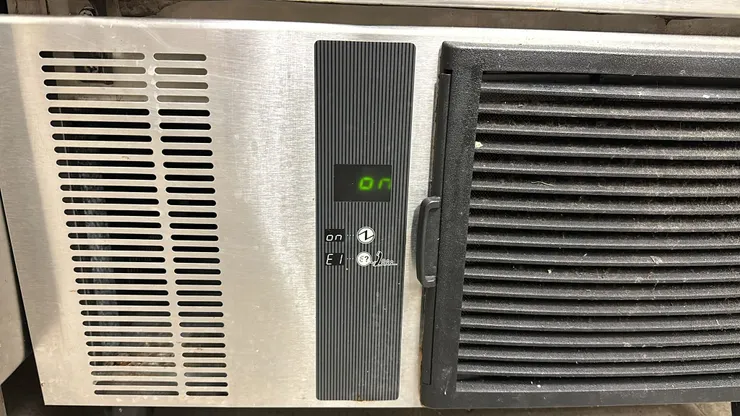 維修制冰机