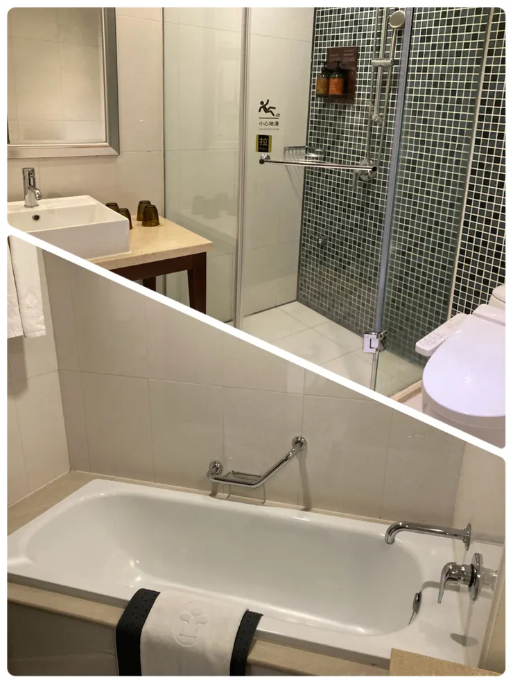 淋浴區跟泡澡區