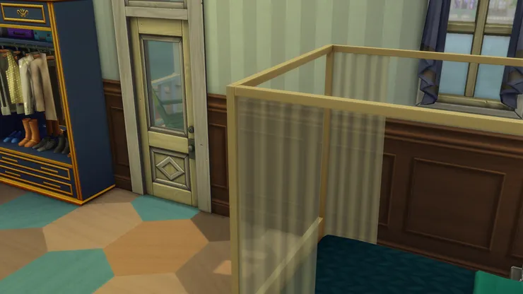 這房間有扇門，通往露台。