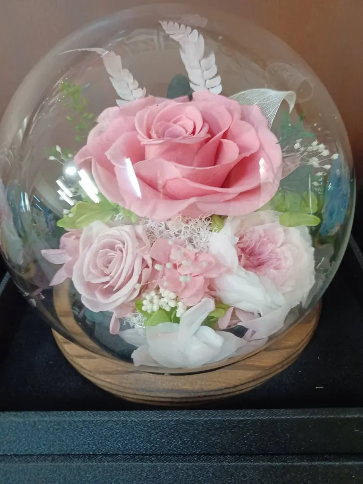 心情故事花房新品上市：永生花玻璃花中——傳遞不凋零的心意