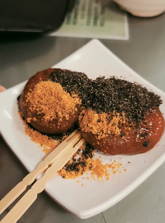 第一次見到黑豆麻糬😆