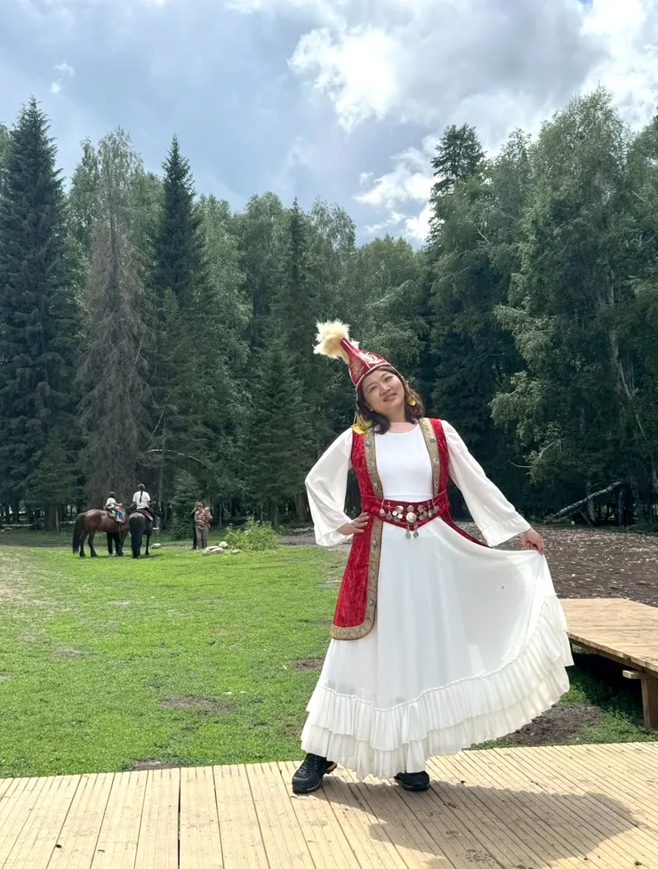 第一次穿傳統服飾旅拍一定要多拍照，旅拍的趣味是能看見不一樣的自己，好玩極了！