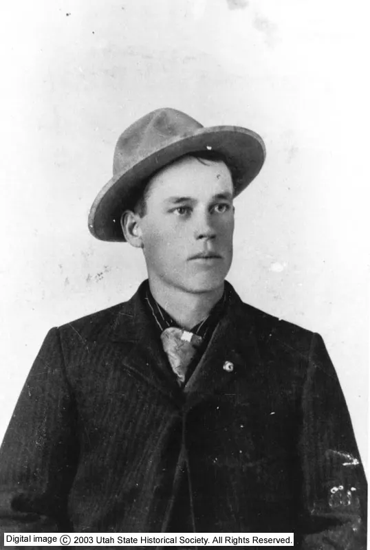 年輕時期的艾爾茲。(年份不明)