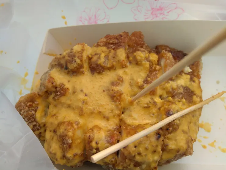 非常香。雞肉鮮嫩多汁。今天是減肥解放日。