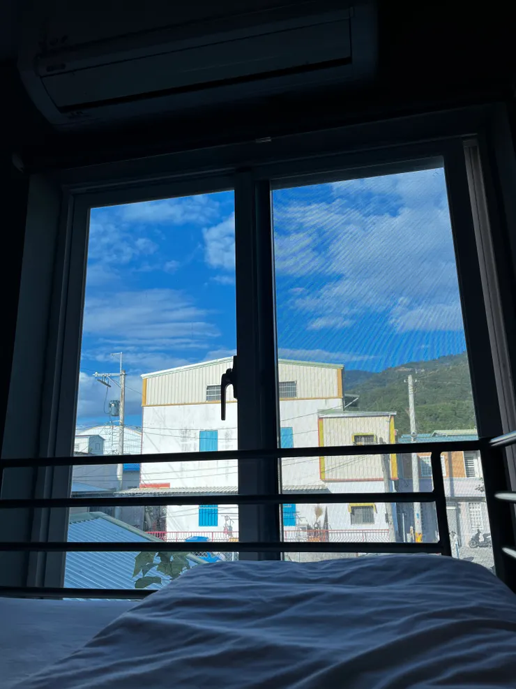 晨起，賺到預報說要下雨的太陽