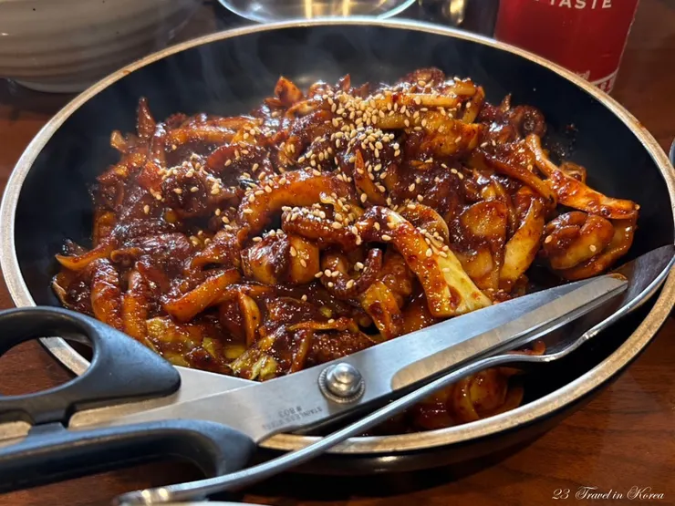 辣炒小章魚（주꾸미 볶음）