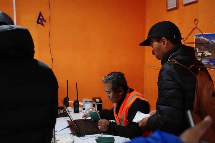 Ringo真的很罩,我都當個小廢人到處晃XD