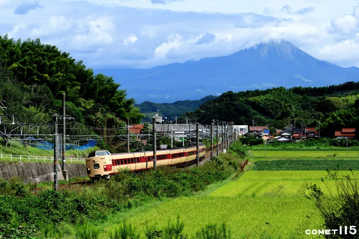大山是山陰地區的代表山岳，相當適合作為標記地點的構圖元素(座標：35.416280,133.282285)
