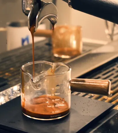 非典型咖啡店長雪莉