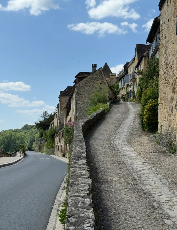 在這𥚃，說再見