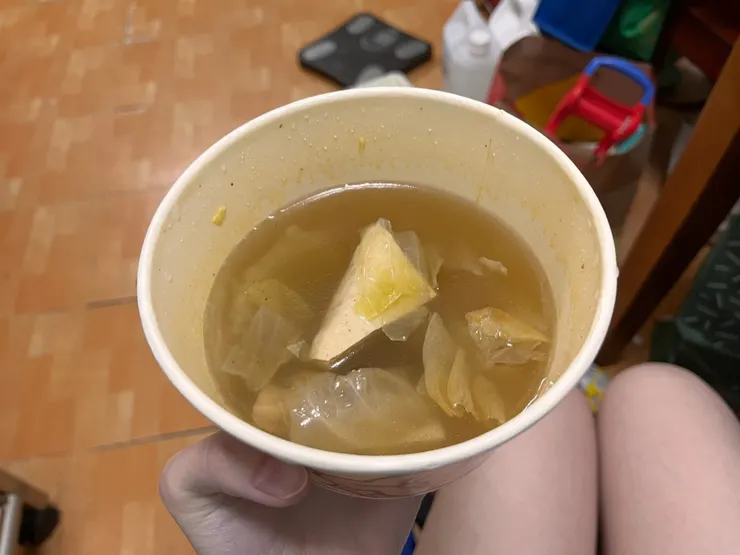 這家的清蒸臭豆腐超臭很好吃，吃到最後一塊終於想起拍照。