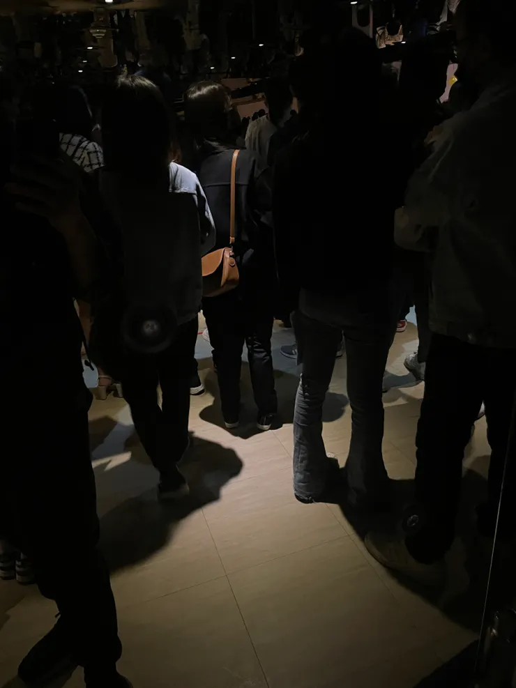 40歲之後 休息區變得非常多人