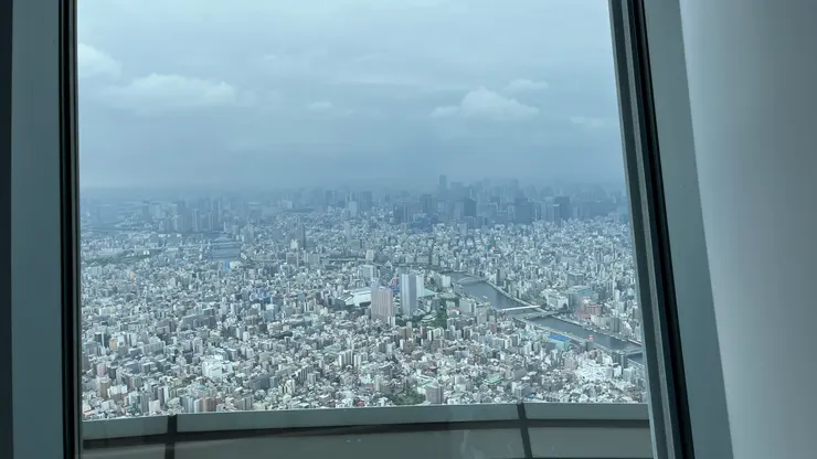 感受每個城市不同的天際線。