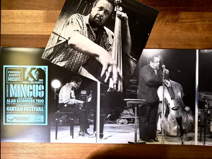 爵士樂史上最神秘、最熱情、也最複雜的天才，以Bass為名，對抗世界，奏出他最核心的藝術主張。 