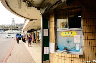 司機到站後都會來這邊交換車上的零錢箱