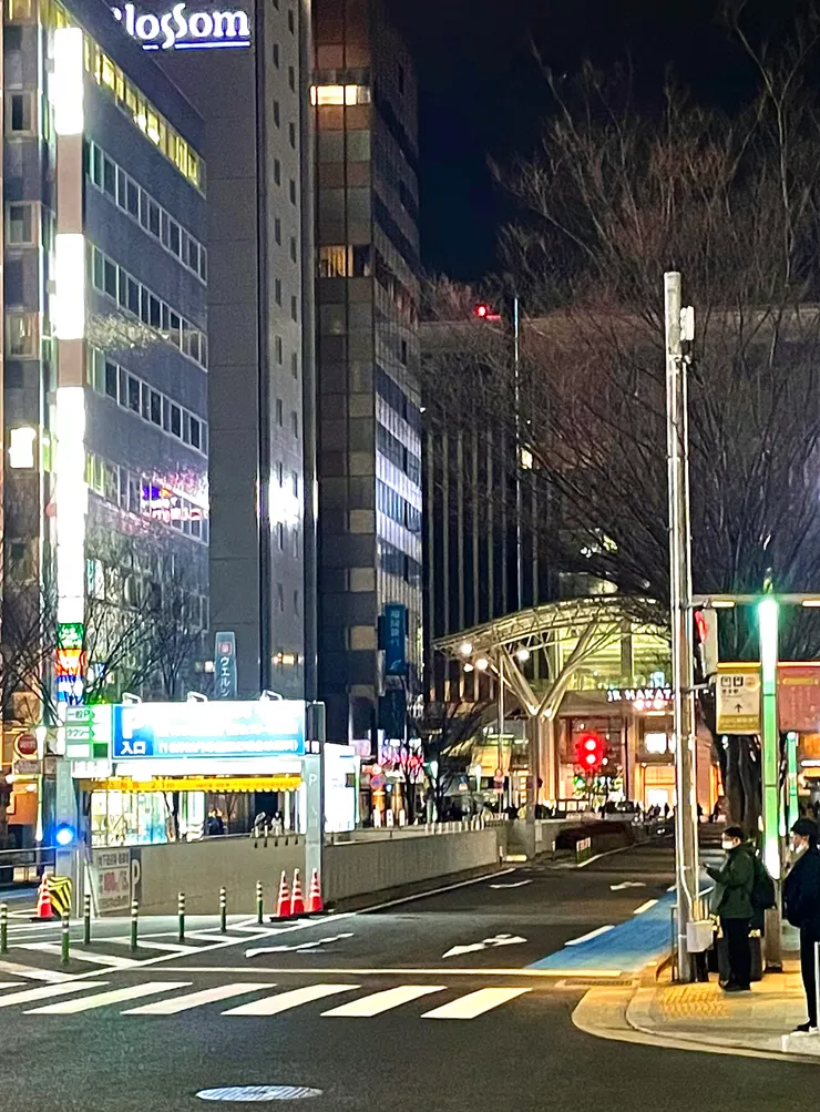 拍攝:Ken (博多車站前的夜間)