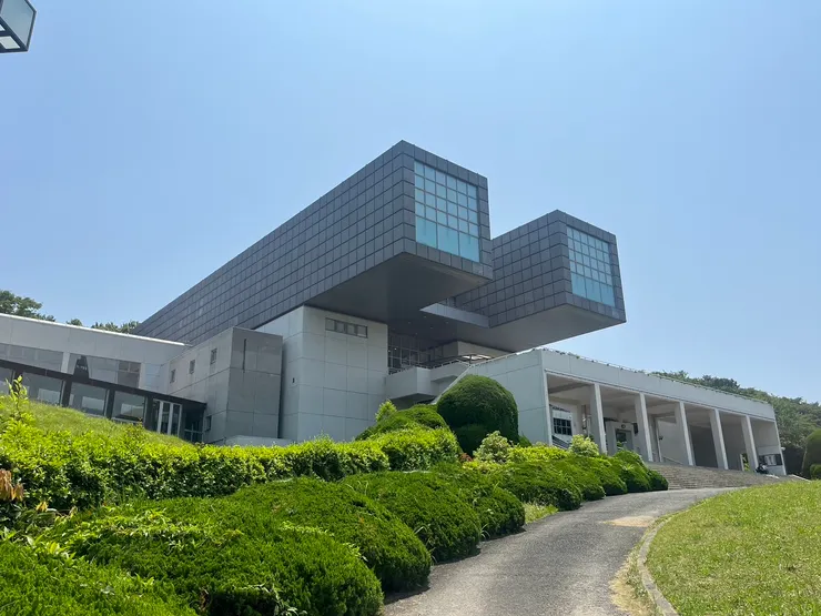 Kitakyushu City Museum of Art