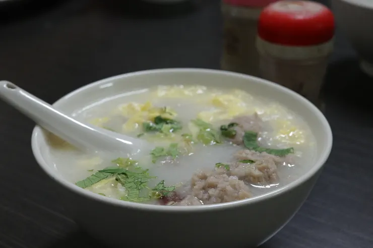一碗粥,完美融合了所有食材的鮮美