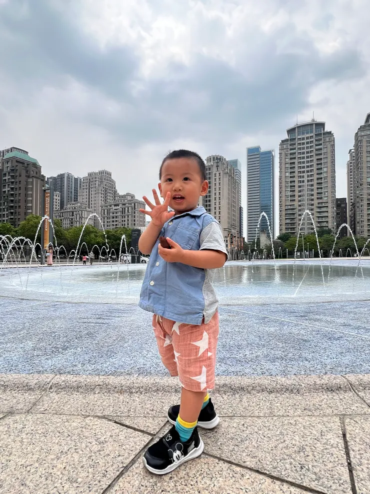 觀賞結束，兒子好開心