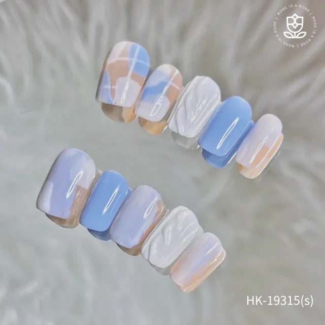 藍灰色調穿戴美甲