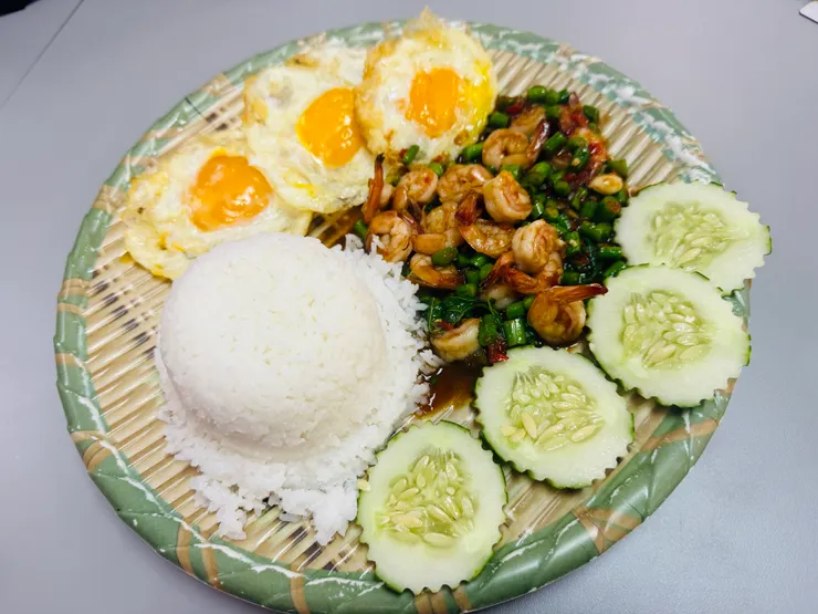 點了這道炒蝦飯覺得非常好吃,但辣度真的是地獄辣