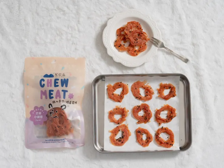 圖說：尾巴丘純肉零食系列，獨家多種口味全新登場，限時優惠買1送1、3件79折。（資料來源：尾巴丘毛孩選物）