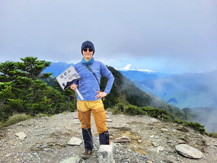 13:00全員登頂轆轆山