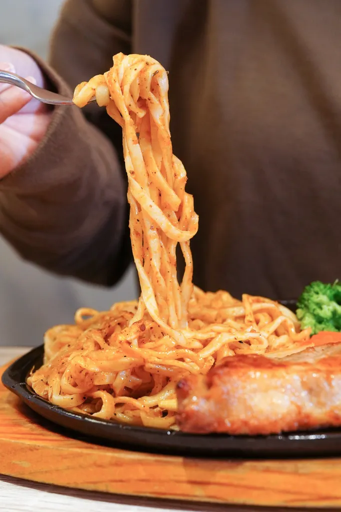 【台南牛排推薦】鬥牛士牛排-台南牛排老店餐廳／超厚軟嫩菲力／