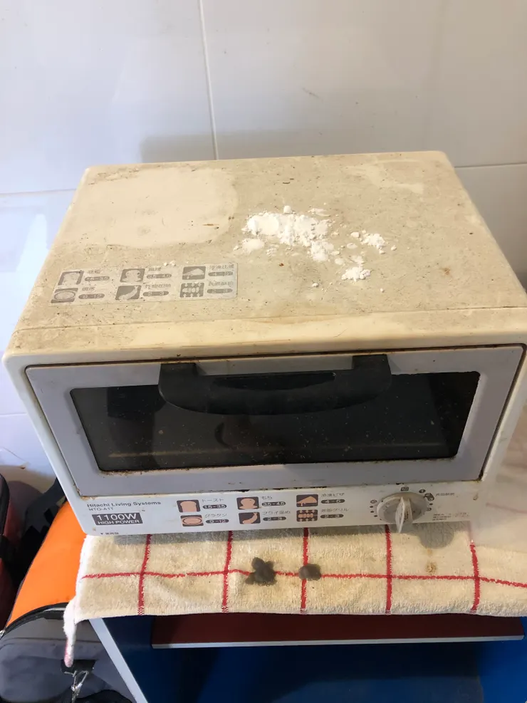 神奇小蘇打,去除油污的好幫手