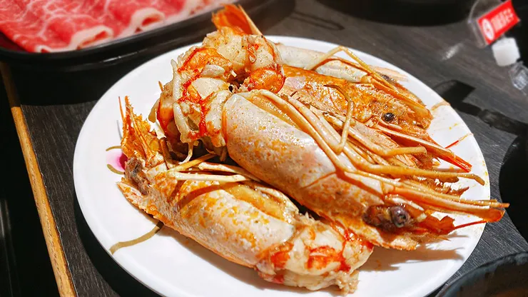 桃園林口火鍋吃到飽推薦-魔椒頂級鴛鴦鍋-林口店