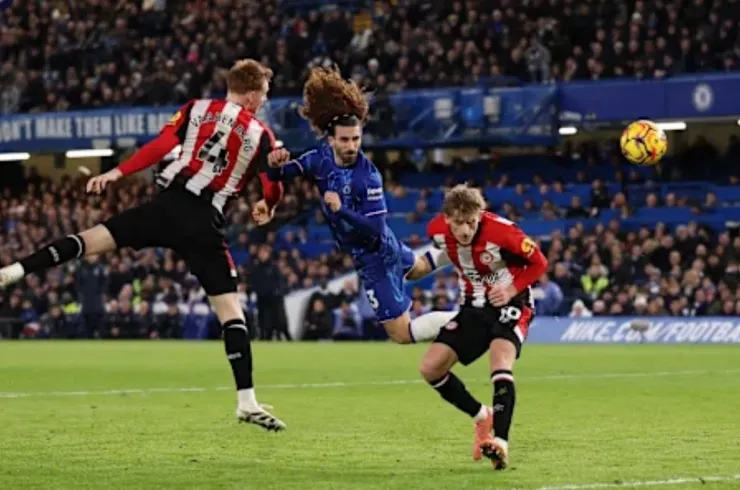 古古尼亞頭槌破網助車路士領先1:0