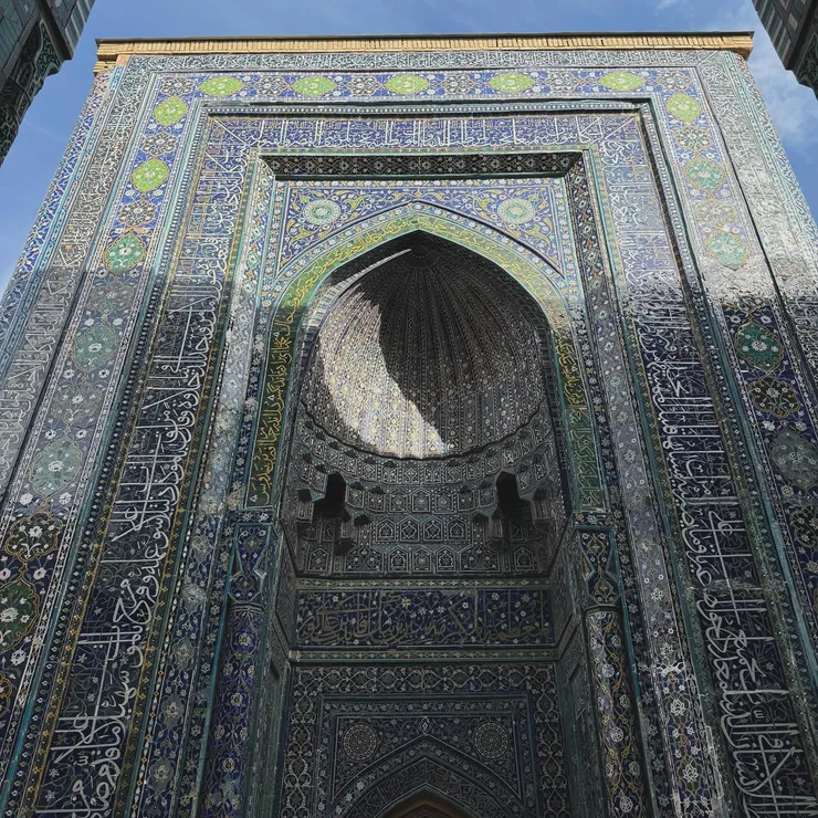 夏伊辛達陵墓群一隅