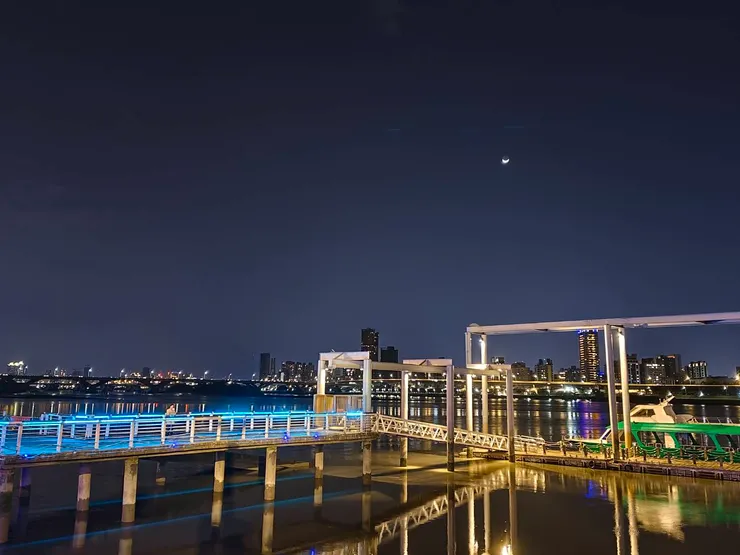 大稻埕碼頭夜色迷人